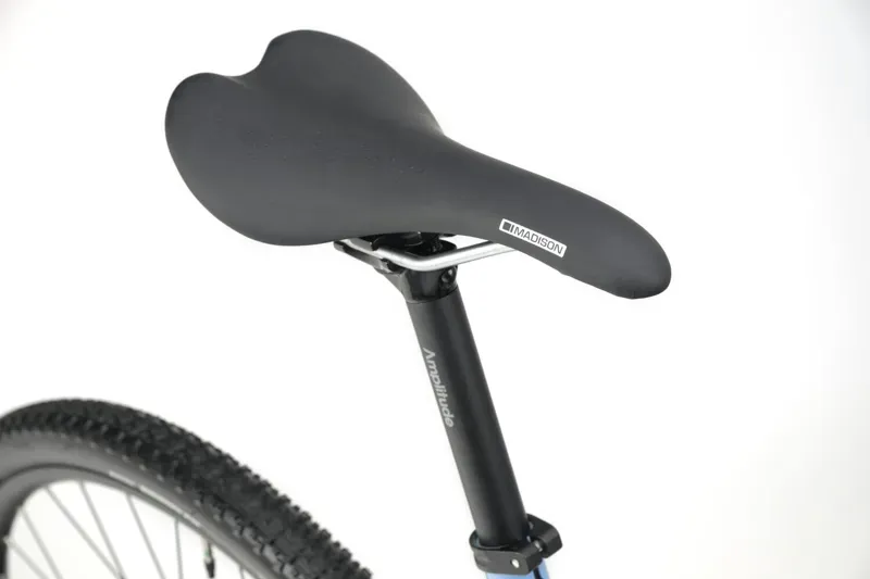 Genesis CDA 10 Hybrid Bike in Blue-9