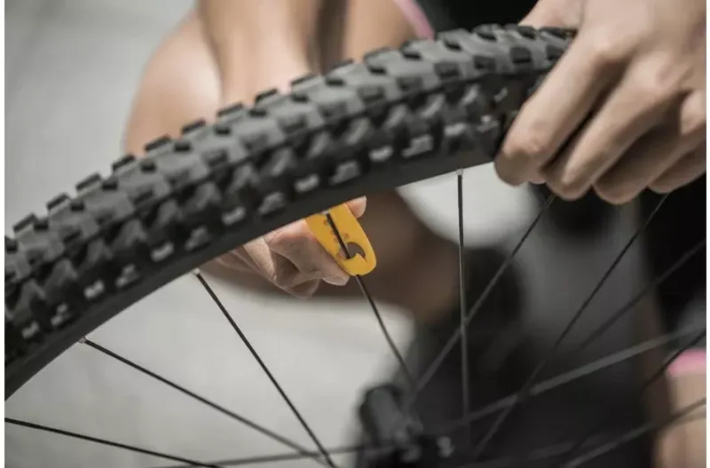 Topeak Shuttle 1.1 Tyre Levers in Yellow-3